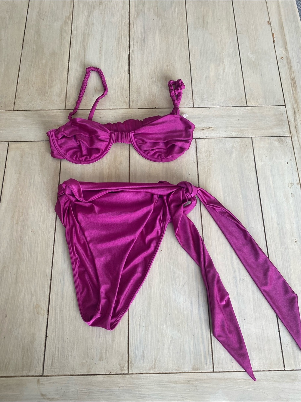 Tularosa Revolve Fuschia Underwire 2 Piece Bikini Set Small